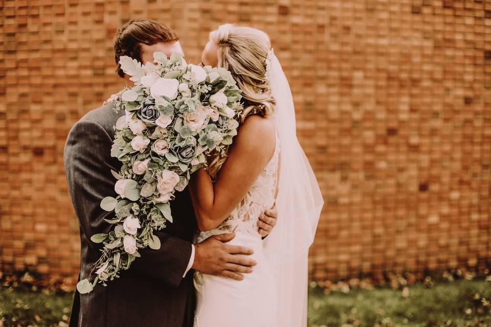 Glistening fall wedding
