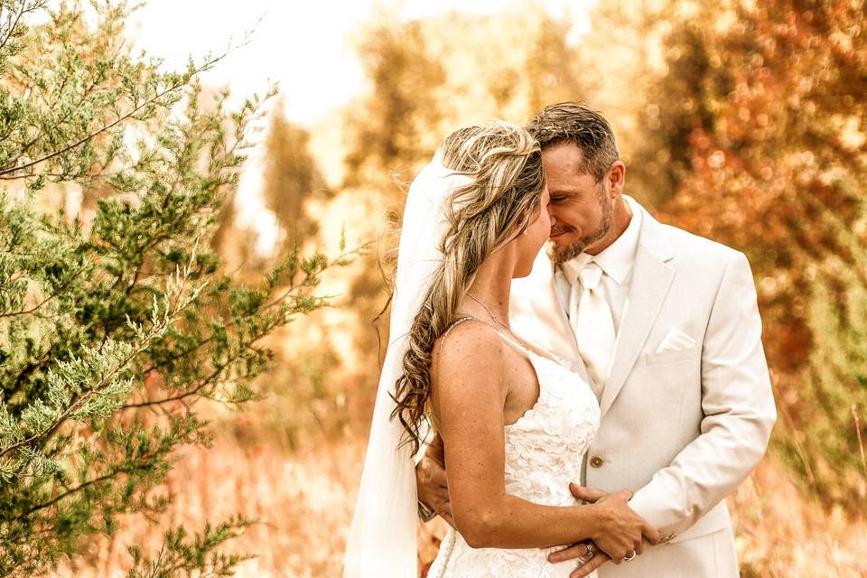Glistening fall wedding