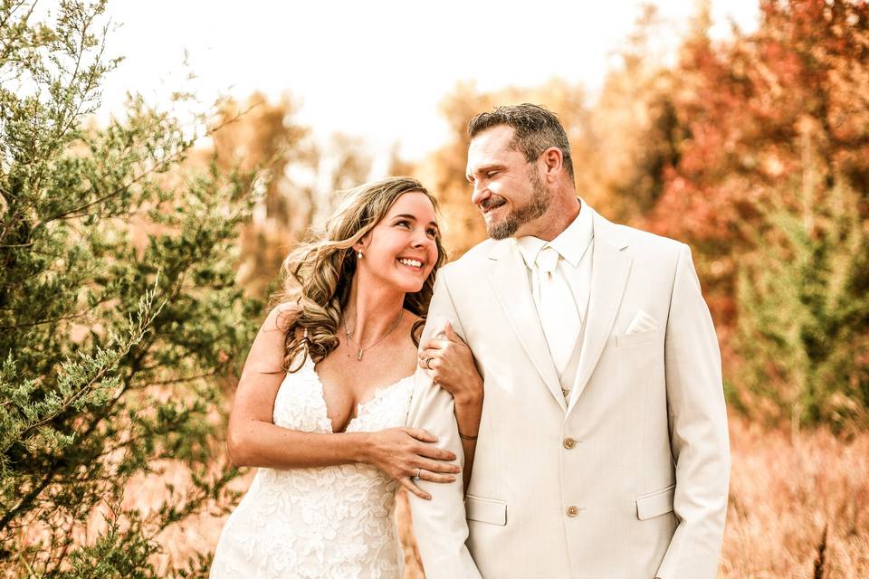 Glistening fall wedding