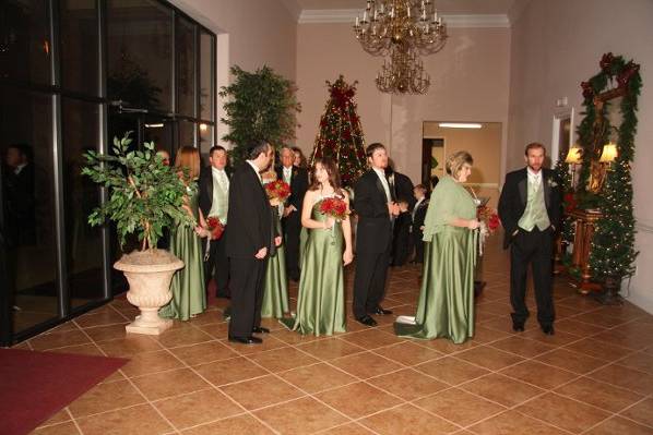 Getting the wedding party lined up for the processional.