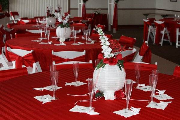 Table setup with centerpiece