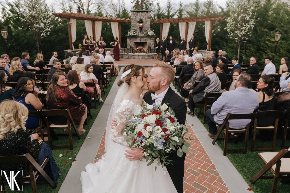 Outdoor ceremony