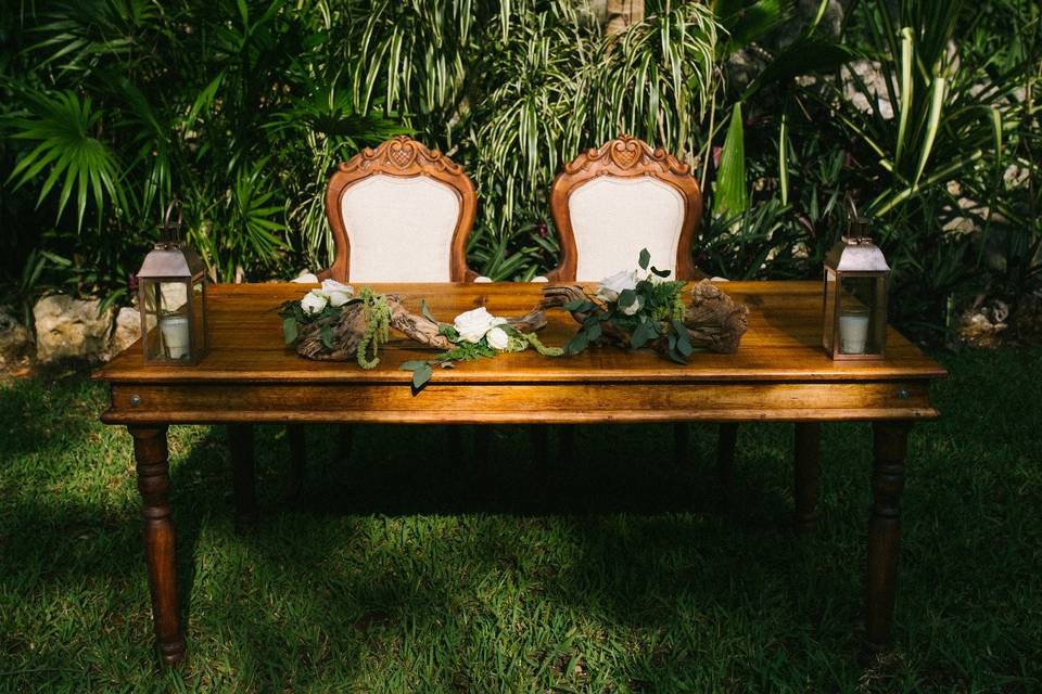 Sweetheart Table