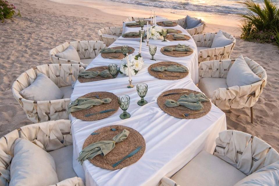 Serpentine table tablecloth
