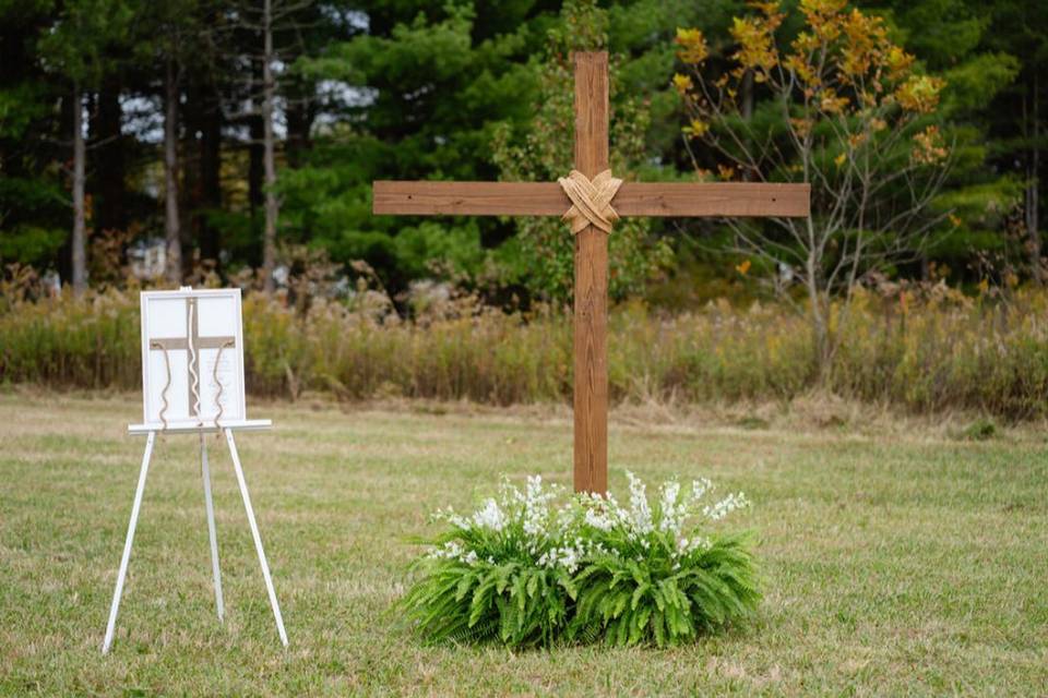 Cross and arch options