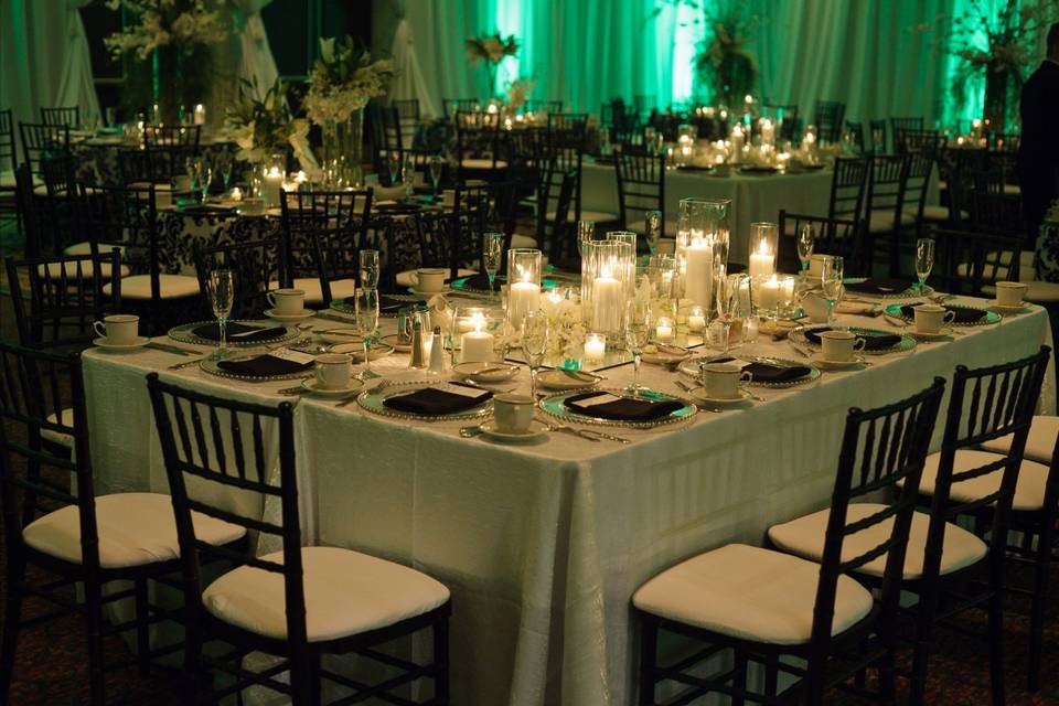 Table arrangement