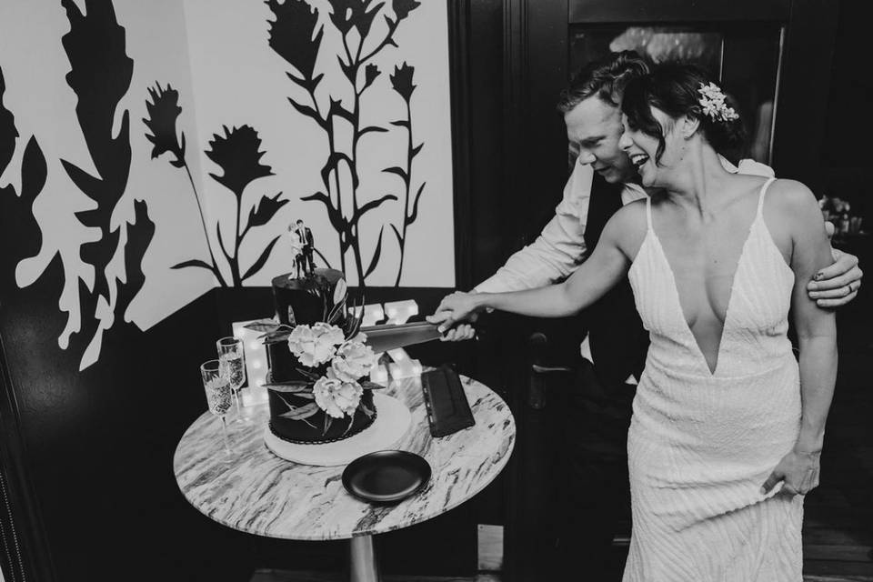 Cake Cutting Wimberley Inn Bar