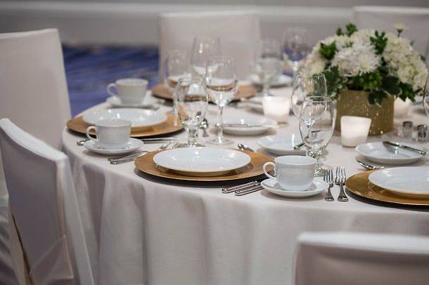 We have an expert team of event professionals that can ensure you have the wedding you always dreamed of.