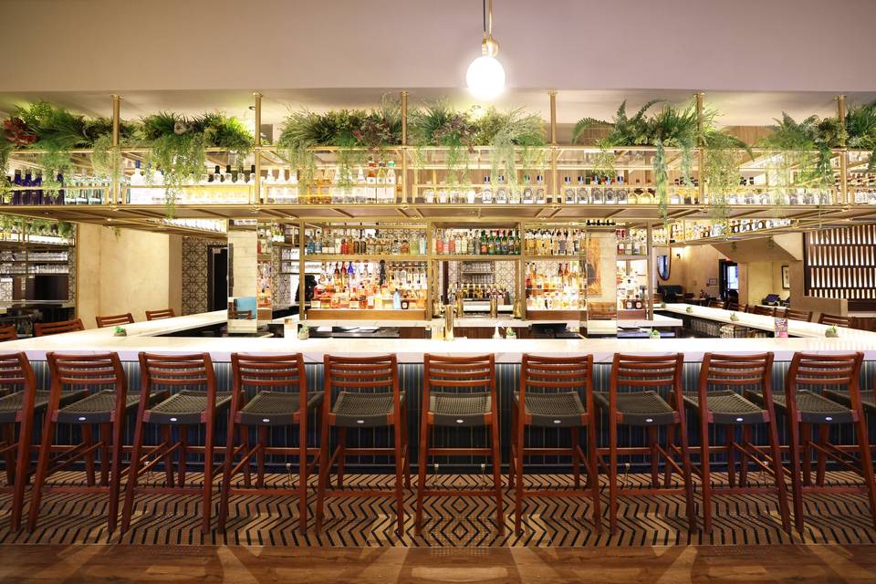 Main Bar