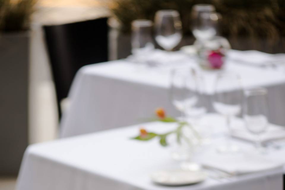 Table arrangement