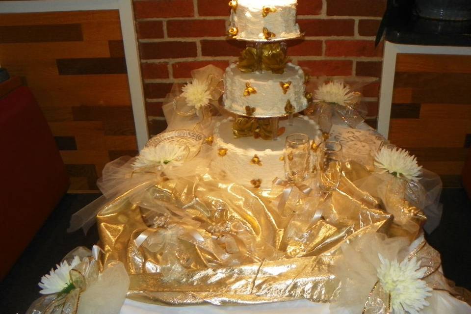 Golden cake