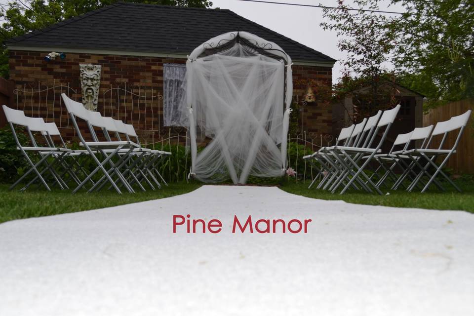 IL Wedding Officiant, Rev Pamela & Pine Manor Chicago