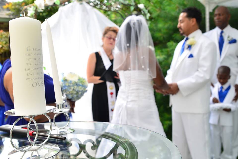 IL Wedding Officiant, Rev Pamela & Pine Manor Chicago