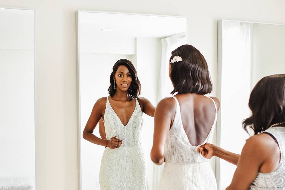 Bride in mirror