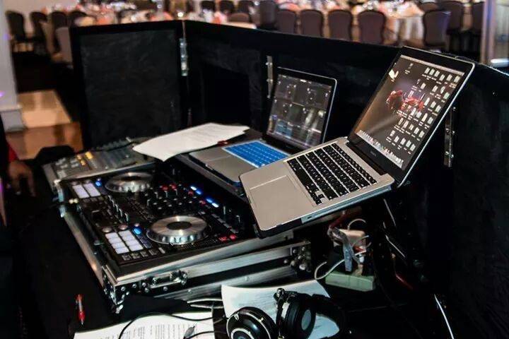 #WEDDING #DJ