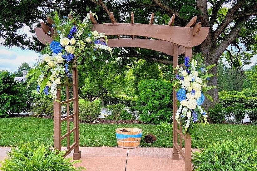 Arbor Decor