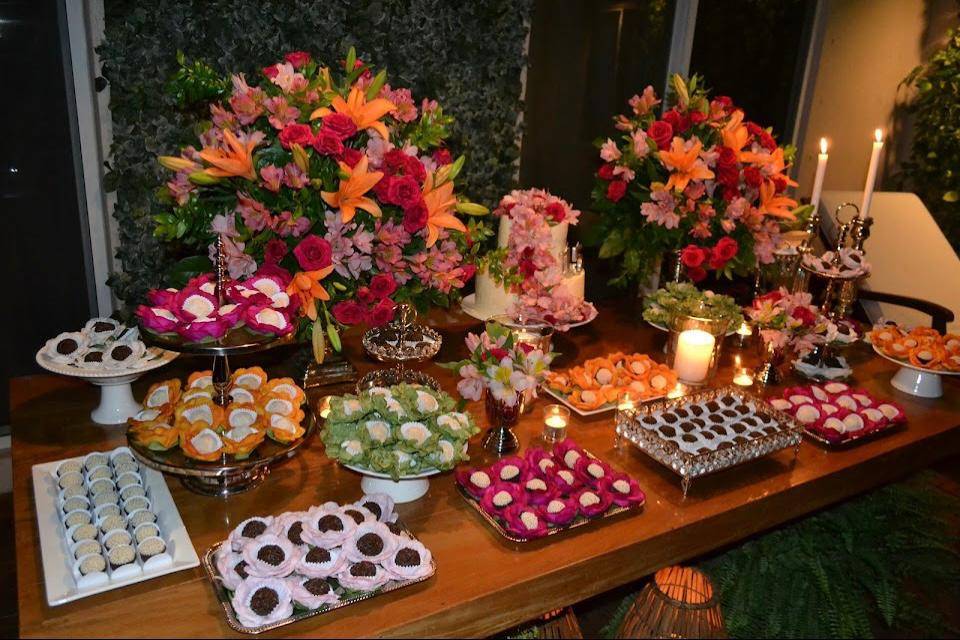 Cake table