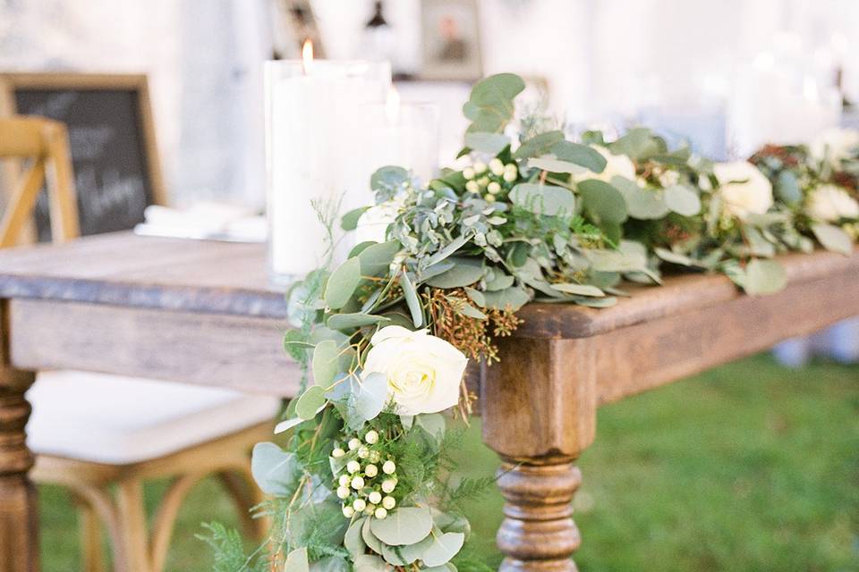 Reception table decoration