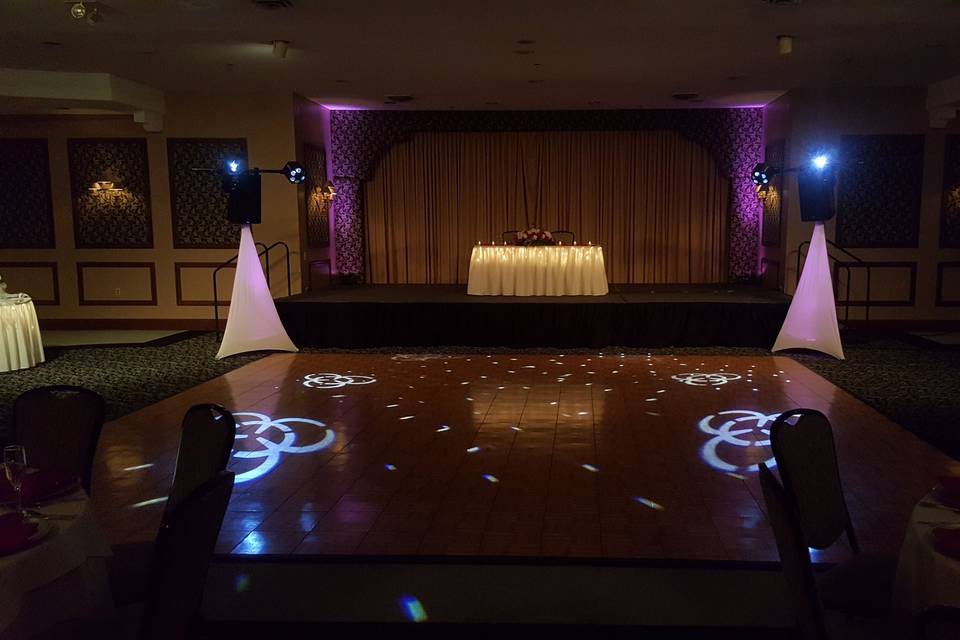 Up-lighting, intelligent dance floor lighting, professional audio