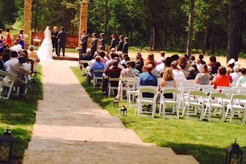 Stone Gate Farm: The Barn, The Guest House and The Manor at Twin Oaks Bed & Breakfast