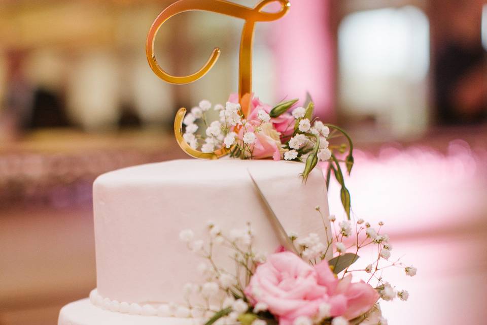 2 layer wedding cake