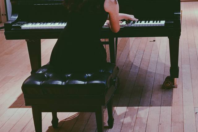 Alexandra Faehl, piano