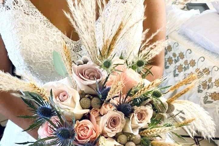 Pampas and flowers bouquet