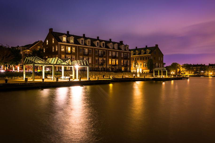 Alexandria was and is a port city and today the waterfront is busy with water taxis, restaurants and amazing views.