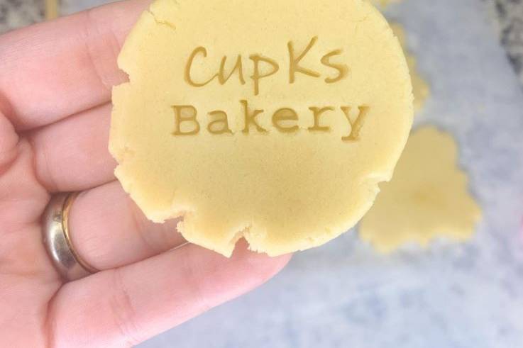 Embossed cookies