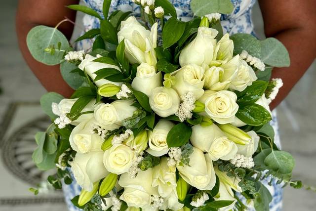 Cascading Bouquet