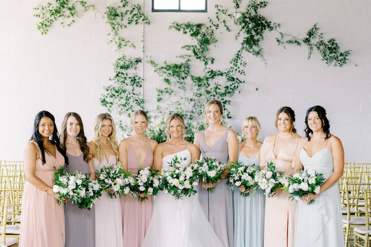 Madison House Designs - Wedding Florists - Marysville, OH - WeddingWire