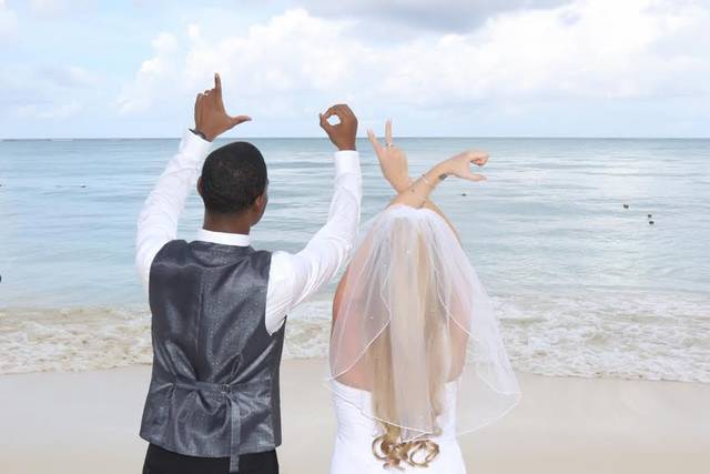 Bahamas Weddings By The Sea
