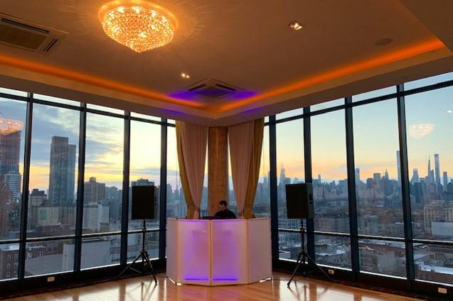 Vista Penthouse Ballroom & Sky Lounge