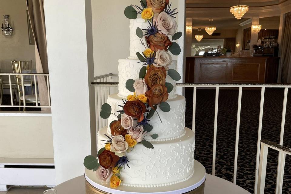 Cascading Florals Scroll Cake