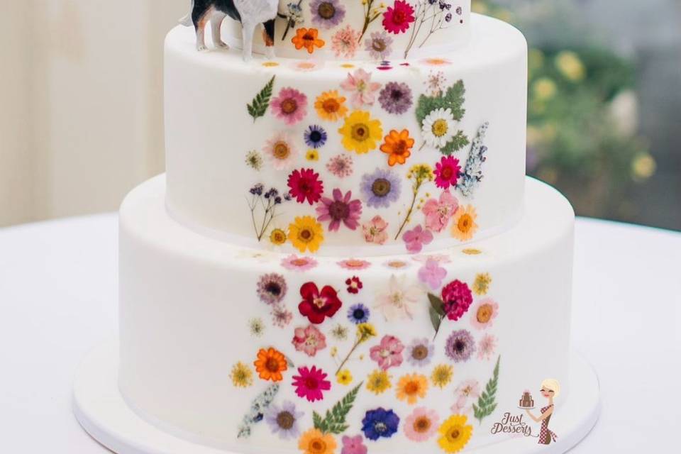 Dried Pressed Flowers Cake