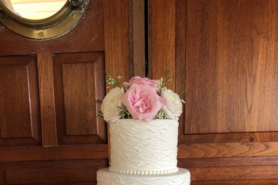 Wavy Lines Wedding Cake