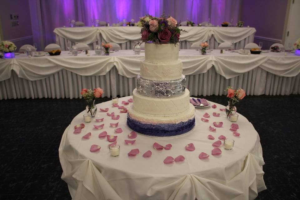 5 layered wedding cake