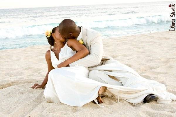 Llove Studio Photography