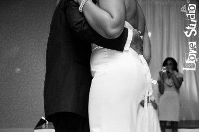 Llove Studio Photography