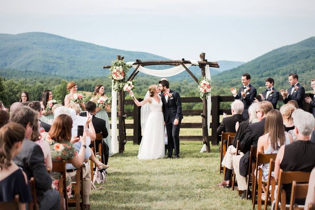 Justin & Ellie  A Two Harts Barn Wedding