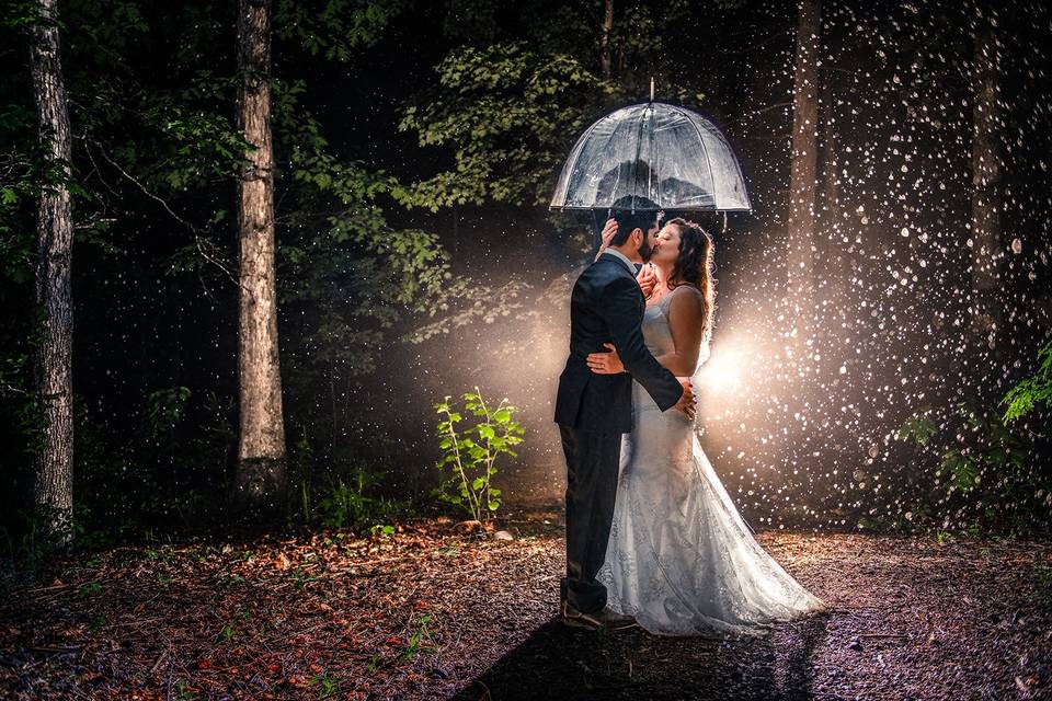 A kiss in the rain