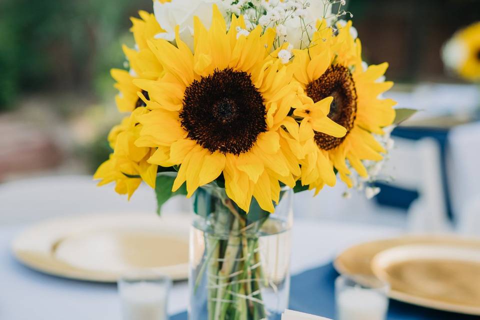 Sunflowers centerpiece