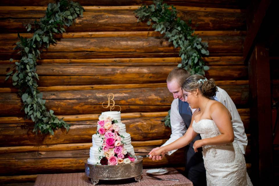 Cake wall