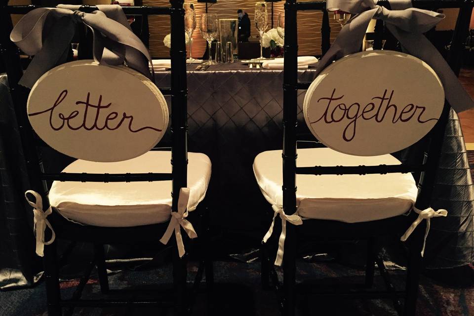 Sweetheart chair
