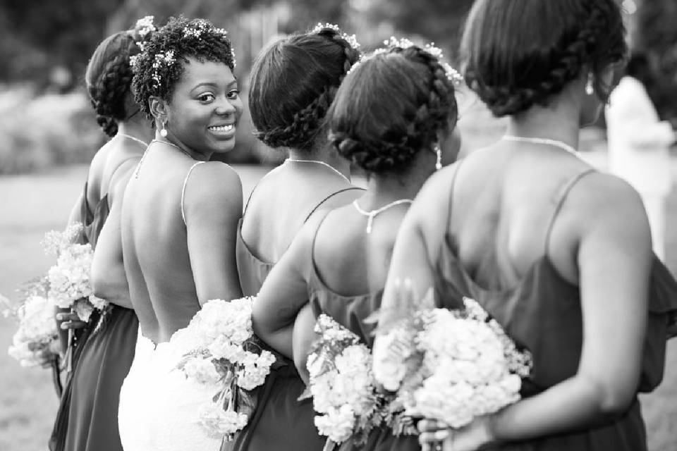 The bride with her bridesmaids