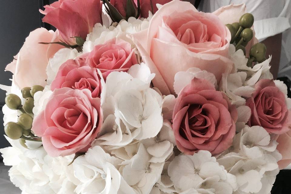 Bouquet and bridal shoes