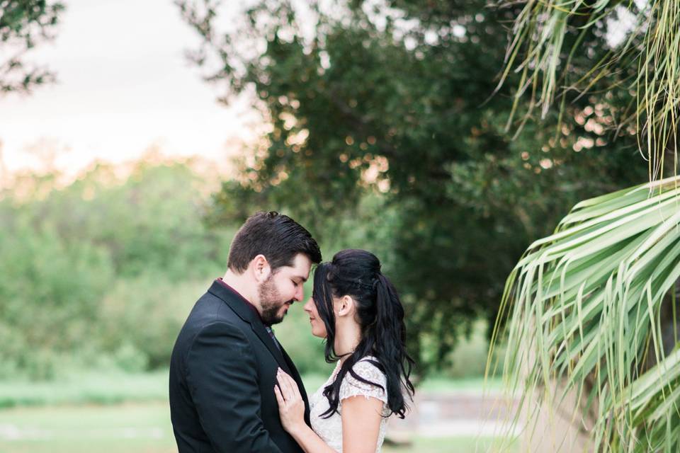 A tender embrace - Jennifer Gutowski Photography