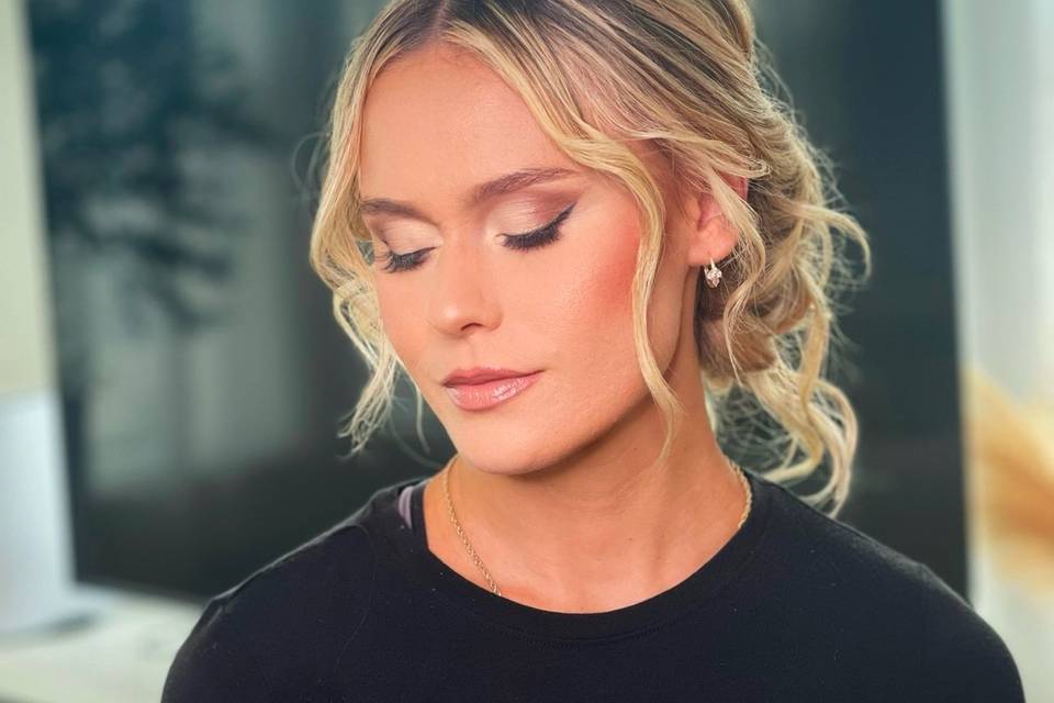 Glam by Yinet