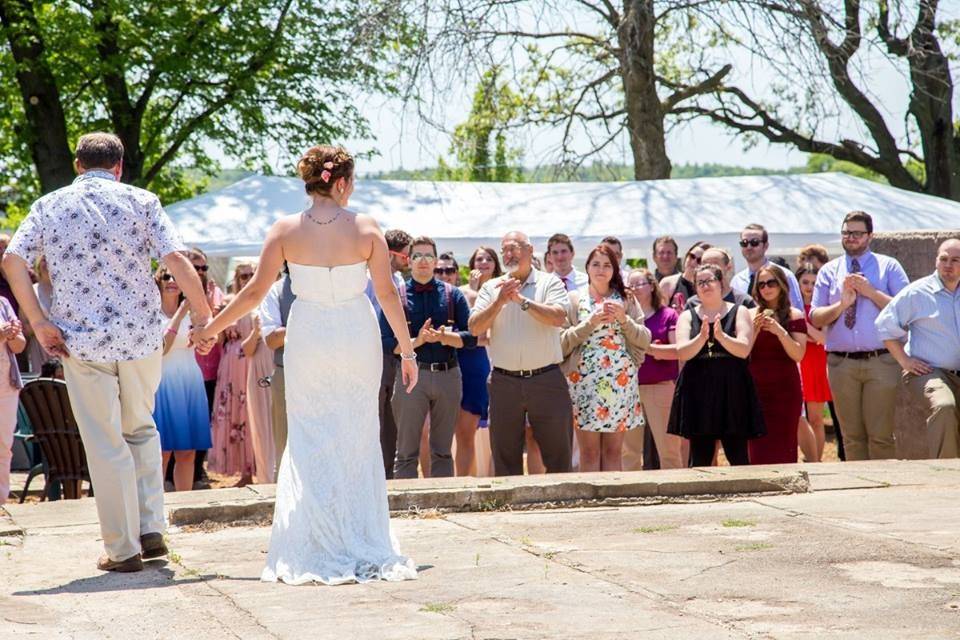 Love Me Knot Weddings