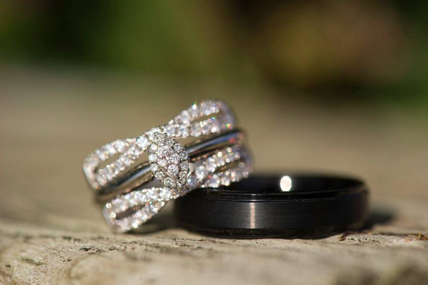 Couple's wedding ring